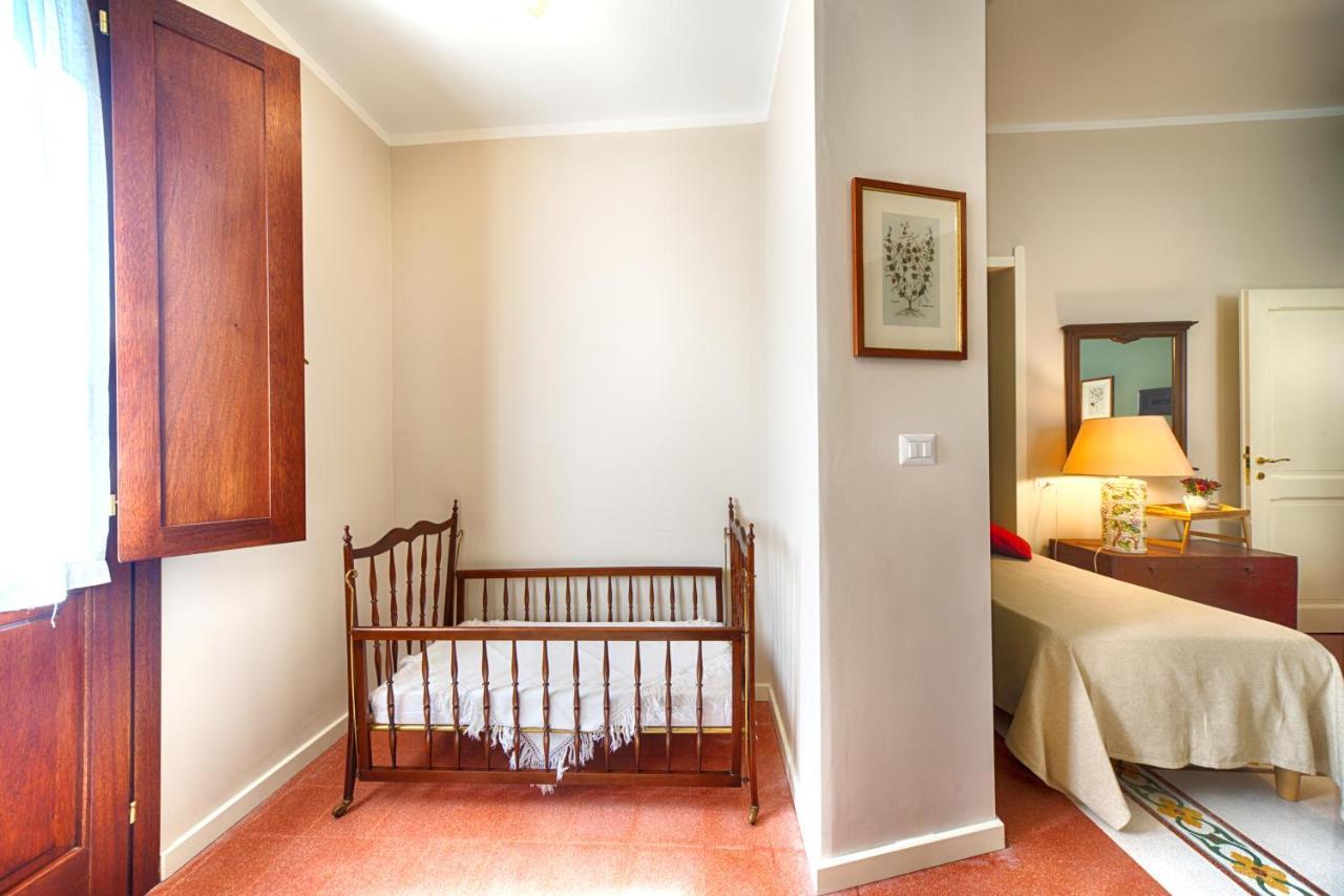 B&B A Casa Di Teresa Олбия Екстериор снимка
